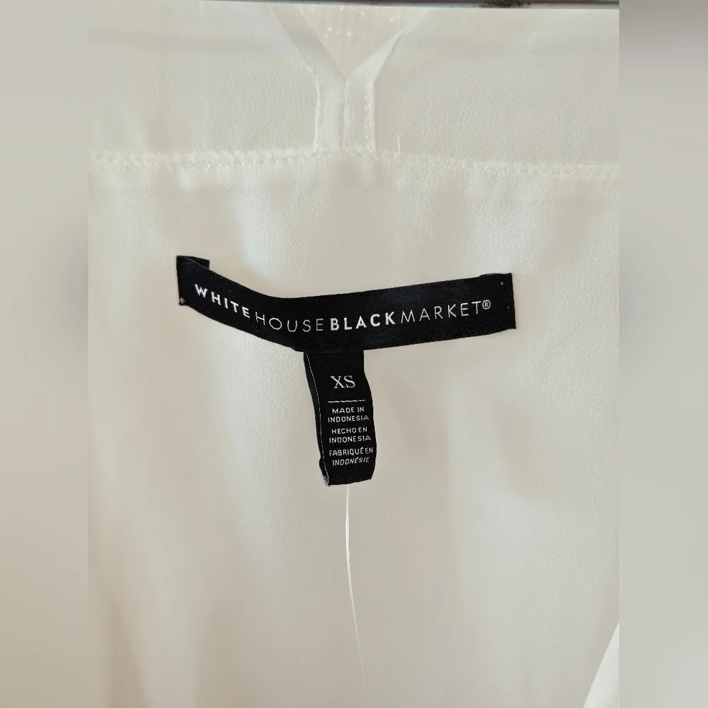 White House Black Market White Camisole Top Extra Small